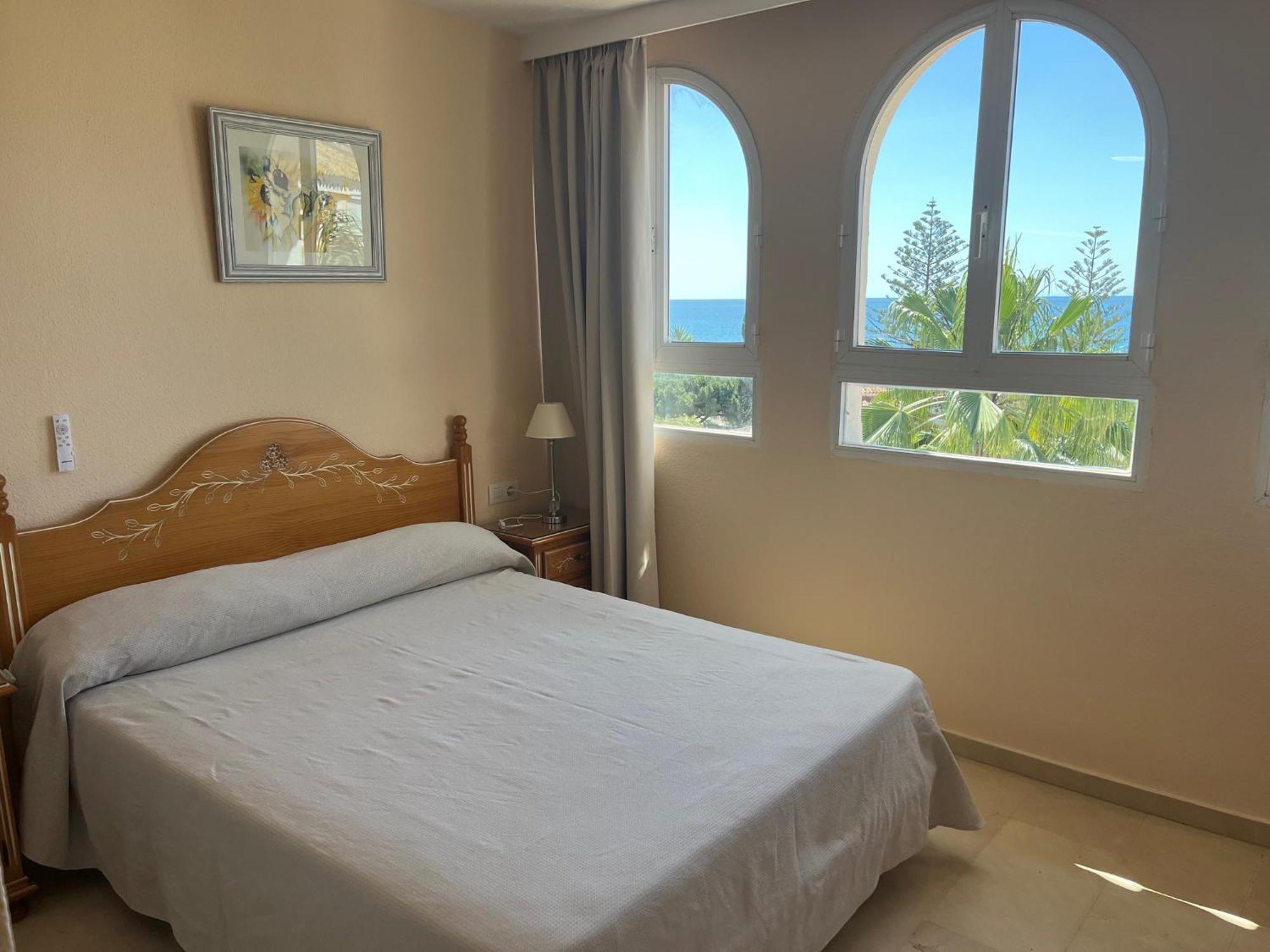 Playa Real Apartment Марбеля Екстериор снимка